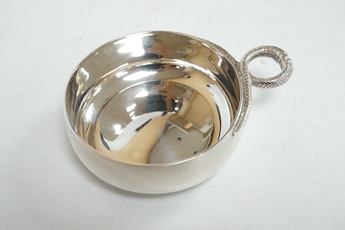 An Elizabeth II silver wine taster, William Comyns & Sons Ltd, London, 1969, 86mm, 76 grams.